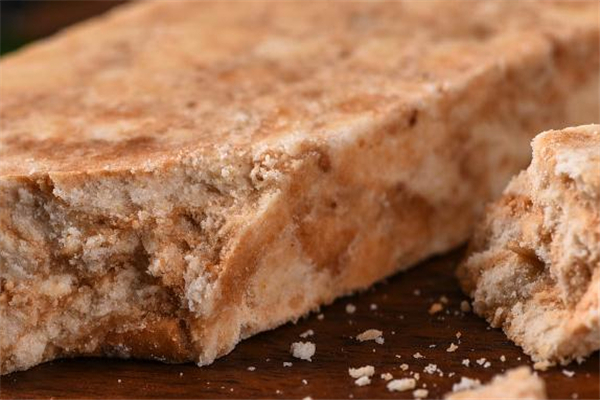 压缩饼干的热量(100克压缩饼干的热量) 压缩饼干的热量(100克压缩饼干的热量)