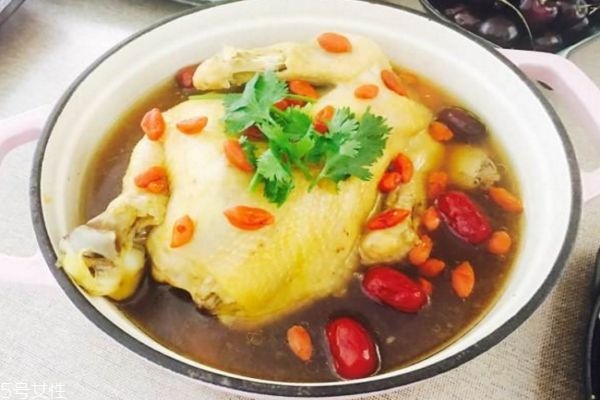 清蒸童子鸡的营养价值(清蒸童子鸡的营养价值)