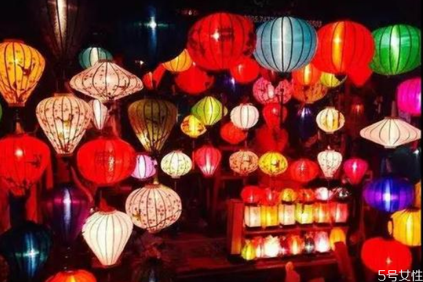 2021元旦节日祝福语,2021年元宵节祝福语送领导 2021元旦节日祝福语,2021年元宵节祝福语送领导