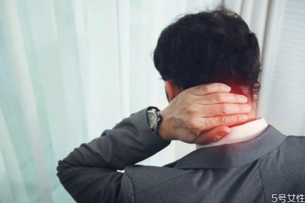 长期看电脑颈椎疼怎么缓解,长时间玩电脑颈椎疼怎么办