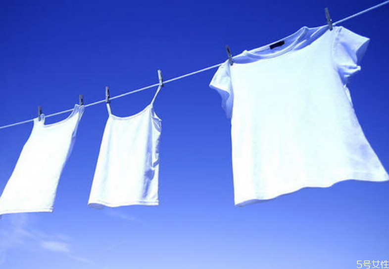 漂衣服可以泡一夜吗,漂白水可以泡一夜衣服吗