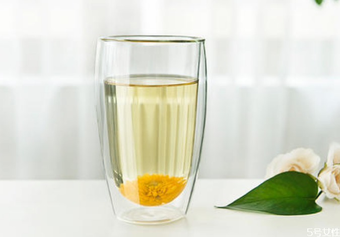 高硼硅玻璃杯可以放冰箱冷冻吗,玻璃杯可以放冰箱冷冻吗? 高硼硅玻璃杯可以放冰箱冷冻吗,玻璃杯可以放冰箱冷冻吗?