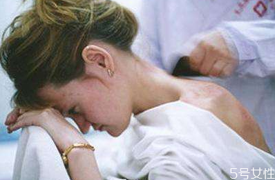 甲亢可以刮痧刮脖子吗,甲亢可以刮痧颈脖子吗 甲亢可以刮痧刮脖子吗,甲亢可以刮痧颈脖子吗