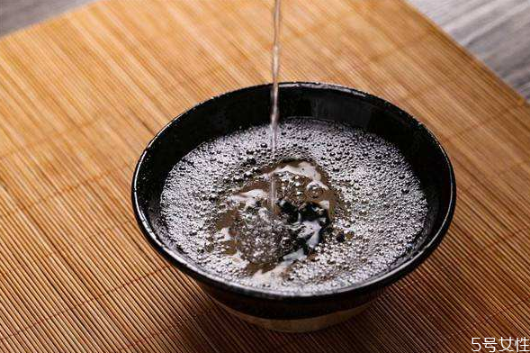 白酒可以用来消毒吗,食用的白酒可以达到消毒效果吗