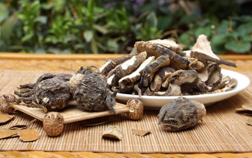 吃玛卡脸上长痘痘,长期吃玛卡