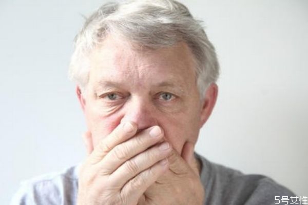 为什么嘴巴会苦苦的,我的嘴老是苦是什么原因