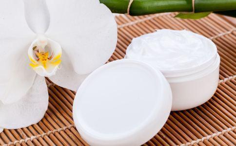 爽身粉有滑石粉好吗,爽身粉不含滑石粉的好还是不好