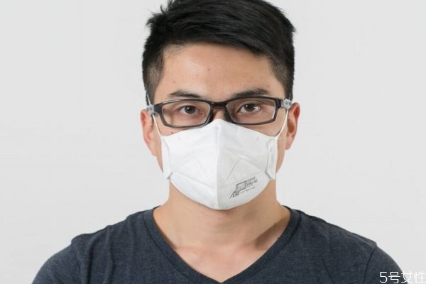 戴口罩需要注意什么?,戴口罩需要注意什么根据你的生活经验写一条建议 戴口罩需要注意什么?,戴口罩需要注意什么根据你的生活经验写一条建议
