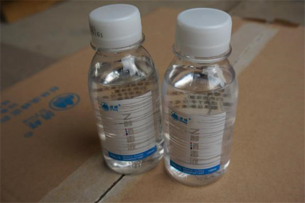 酒精稀释能加自来水吗,稀释酒精可以用自来水吗