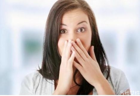 为什么会打嗝不停,为什么会打嗝是什么原因造成的