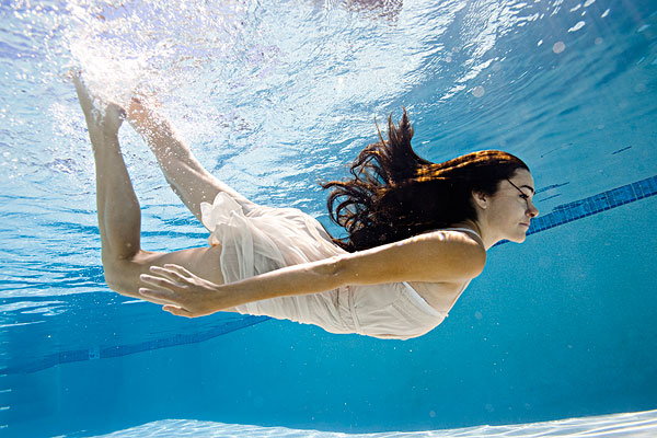 游泳时如何预防耳朵进水,游泳时如何防止耳朵进水 游泳时如何预防耳朵进水,游泳时如何防止耳朵进水