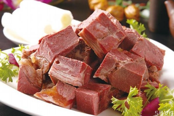 吃驴肉应该注意什么,吃驴肉忌讳吃什么东西
