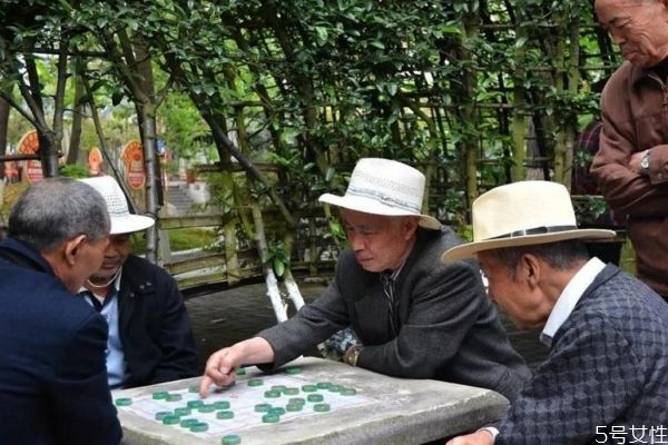 如何预防老年痴呆呢,怎样预防老年痴呆?