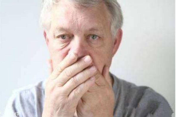 祛除口臭小窍门,去除口臭的有效方法简单实用