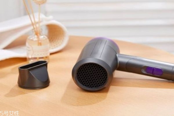 吹风机有辐射吗对孕妇,吹风机有辐射吗 辐射大吗