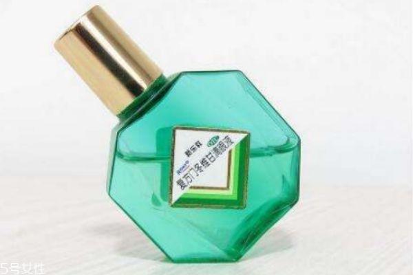 眼睛干涩可以用人工泪液吗,人工泪液越用眼睛越干