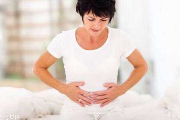 缓解胃酸最快的方法吃什么,缓解胃酸最快的方法喝牛奶