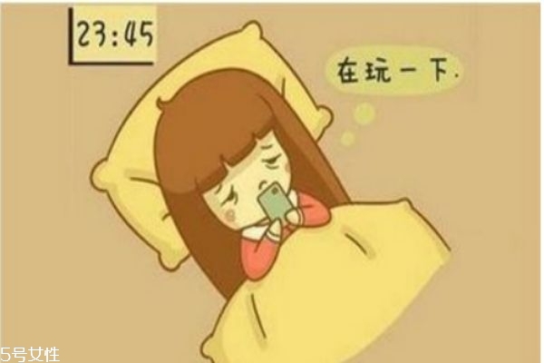 手机对眼睛有危害吗,手机对眼睛的危害有哪些症状