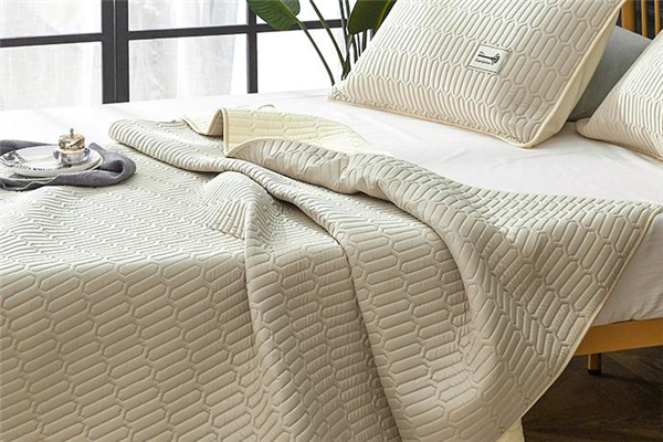 乳胶凉席第一次用怎么清洗,乳胶凉席如何清洗