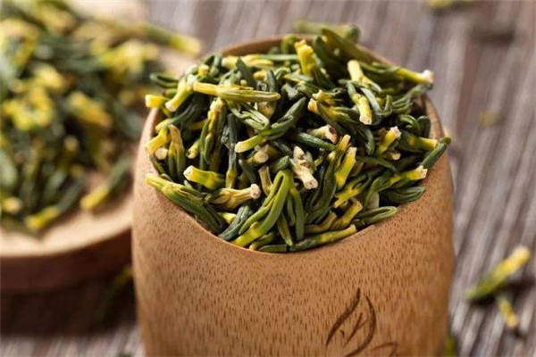 莲子心泡水为什么苦(莲子心泡水怎么不苦) 莲子心泡水为什么苦(莲子心泡水怎么不苦)