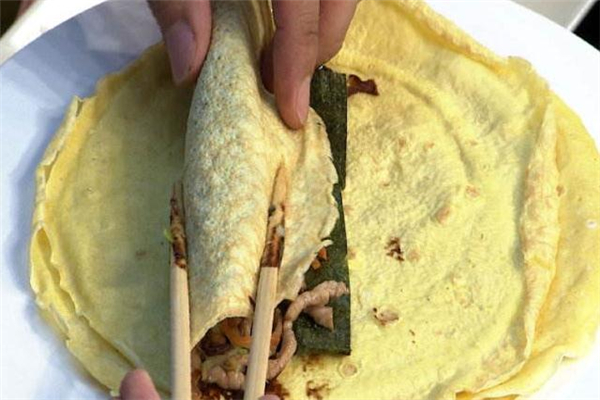 夏至饼的由来传说(冬至吃饼的由来)