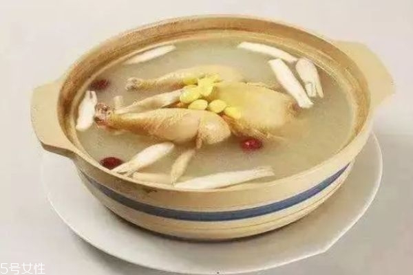 最好的鸡汤补方(清补鸡汤配方)