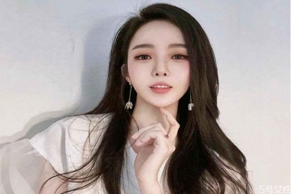 晚宴妆眼影怎么画(晚宴妆眼影怎么画) 晚宴妆眼影怎么画(晚宴妆眼影怎么画)