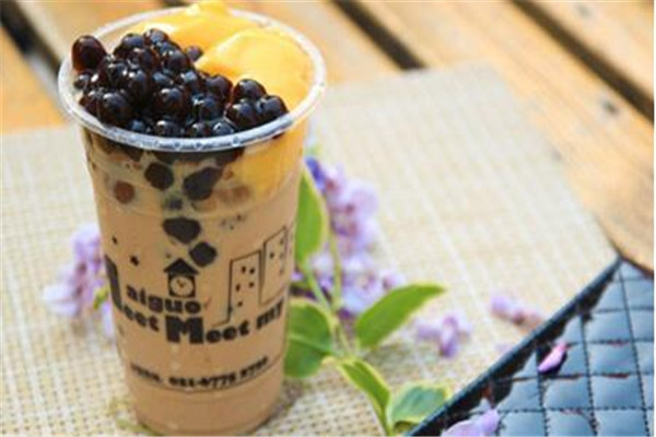 哺乳期喝奶茶需适量(哺乳期能否喝奶茶)