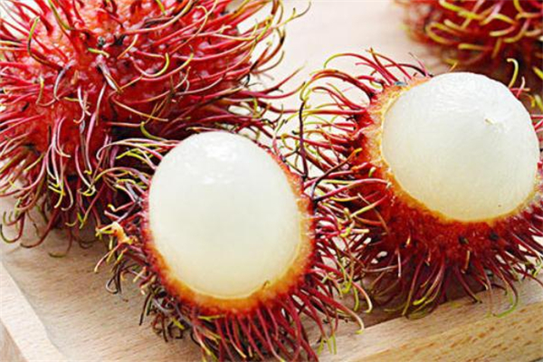 哺乳期吃红毛丹有什么好处(母乳期可以吃红毛丹吗) 哺乳期吃红毛丹有什么好处(母乳期可以吃红毛丹吗)