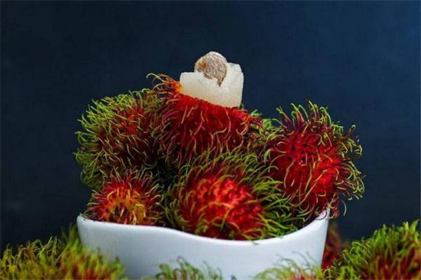 红毛丹怎么剥开(红毛丹怎么剥开吃)