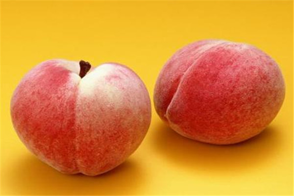 吃桃子的禁忌(桃子的功效和作用 吃桃子的禁忌)