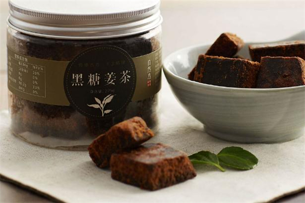 黑糖姜茶有什么作用(桂圆红枣枸杞黑糖姜茶有什么作用)