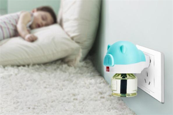 蚊香液没有了还插着电安全吗,蚊香液用完了还插电有危险吗