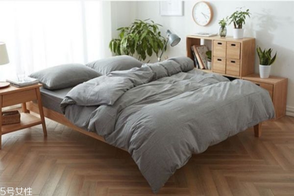 被子干洗要多少钱,干洗被子一般多少钱