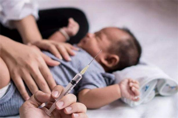 卡介苗接种后能洗澡吗?,接种卡介苗后可以洗澡吗