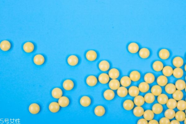 安神药和安眠药的区别有什么,安神胶囊和安眠药有什么区别