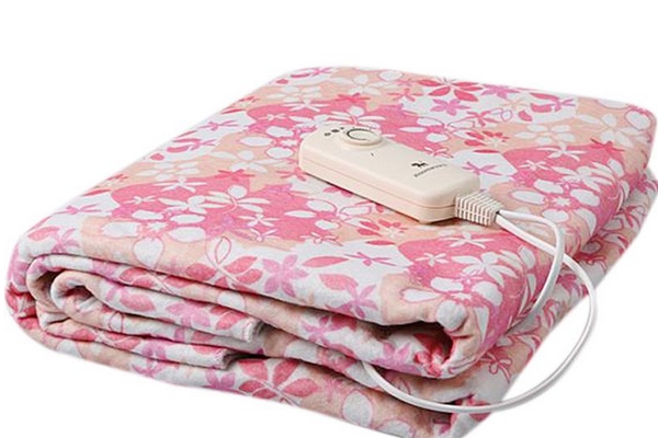 孕妇可以睡电热毯吗?,孕妇可以睡电热毯吗有什么影响