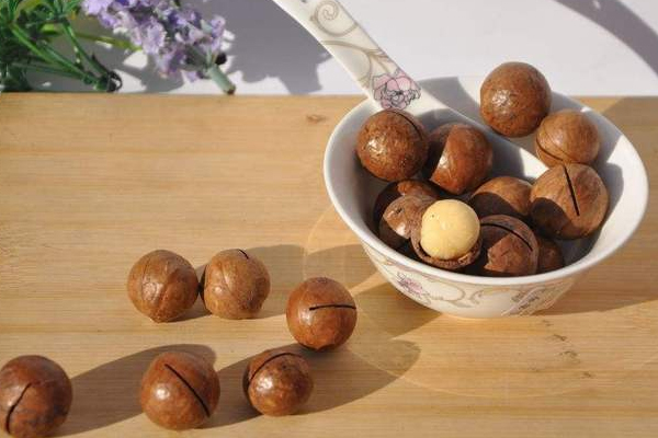 夏威夷果营养成分表100g,夏威夷果营养成分表