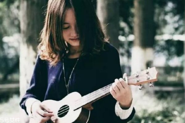 尤克里里适合多大的孩子学,尤克里里适合几岁学