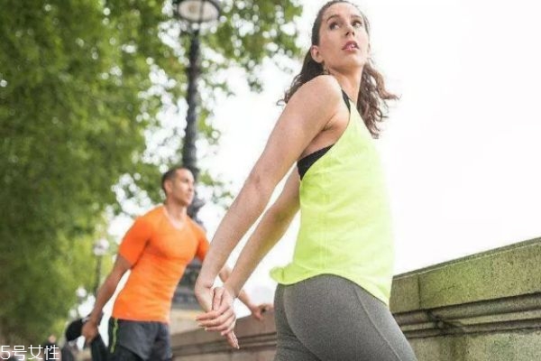 生理期适合什么运动,生理期做什么运动比较好