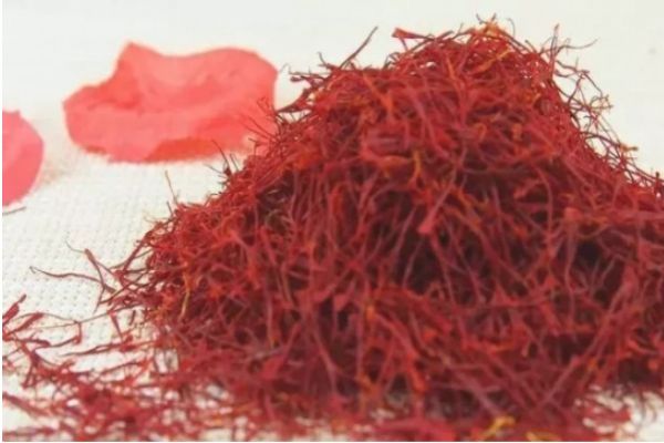 喝藏红花有什么好处?,喝藏红花的好处和坏处
