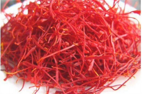 藏红花泡脚适合哪些人群,藏红花泡脚适合哪些人 藏红花泡脚适合哪些人群,藏红花泡脚适合哪些人