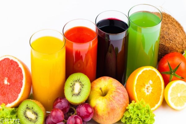 抗生素和果汁可以一起吃吗,牛奶和果汁为什么不能同时服用