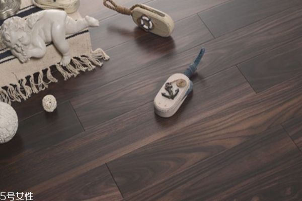 汽车为什么要打蜡,苹果为什么要打蜡