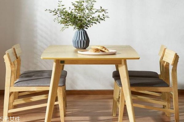 橡木家具的优缺点,橡木家具的优点总结 橡木家具的优缺点,橡木家具的优点总结