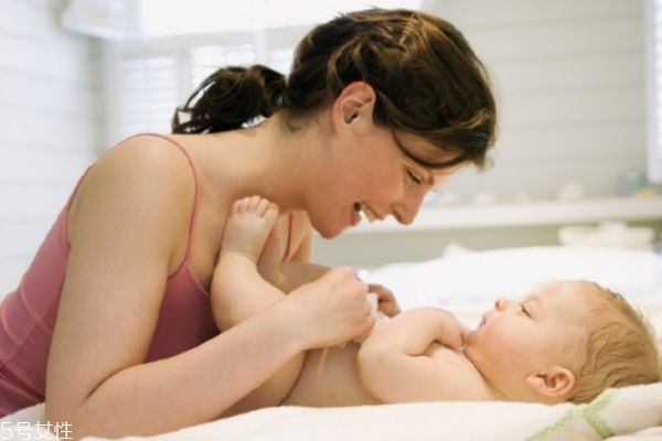 乳糖不耐受怎么办喝什么奶粉,小儿乳糖不耐受造成的腹泻怎么办 乳糖不耐受怎么办喝什么奶粉,小儿乳糖不耐受造成的腹泻怎么办