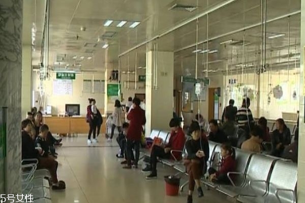 亲吻病的症状,亲吻病是什么病