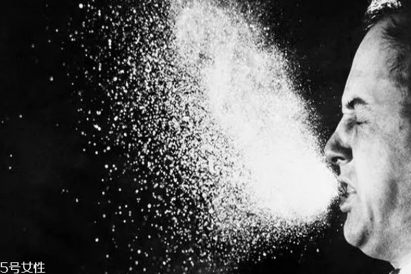 亲吻病潜伏期多久,乙肝病毒潜伏期有多长