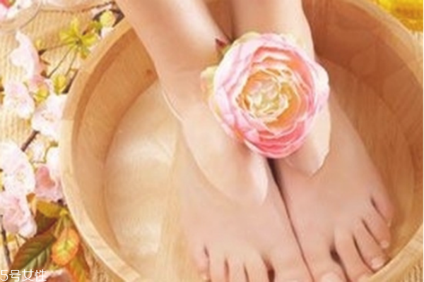 冬天泡脚的禁忌,冬季泡脚的好处和禁忌