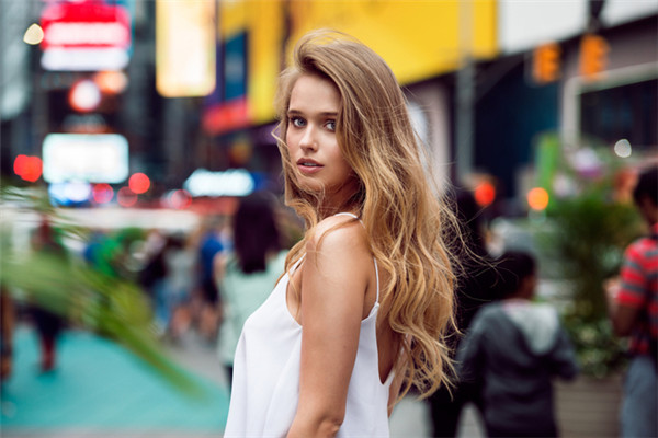 头发稀少的原因是什么,头发太少是什么原因